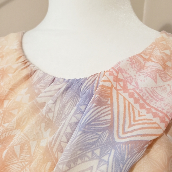 CUT-OUT PASTEL AZTEC CHIFFON LINED MAXI DRESS - Picture 3 of 12